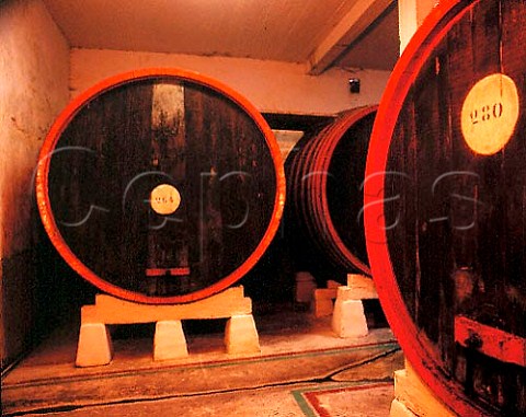 18000litre Bulgarian oak barrels in the Suhindol   winery Bulgaria     Danube Plain region