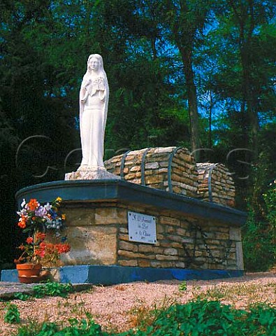 Statue of the Madonna by vineyard at Monetay   near SaintPourainsurSioule Allier France   StPourain