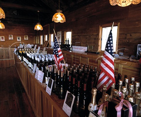 Pindar Vineyards tasting room Peconic   Long Island New York USA    North Fork of Long Island
