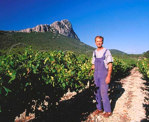 Jean Orliac of Domaine de lHortus in one of his   Grenache vineyards below Pic StLoup   Near StMathieudeTrviers Hrault France   Coteaux du Languedoc Pic StLoup