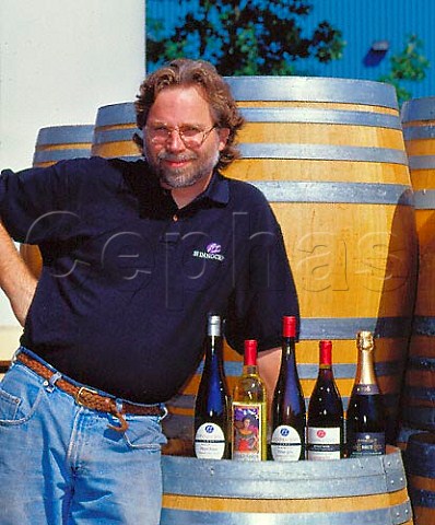 Mark Vlossak with five of his range of wines  St Innocent Winery Salem Oregon USA   Willamette Valley AVA