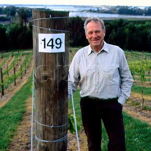 Paddy Preston winemaker of Mills Reef Winery   Tauranga New Zealand    Bay of Plenty