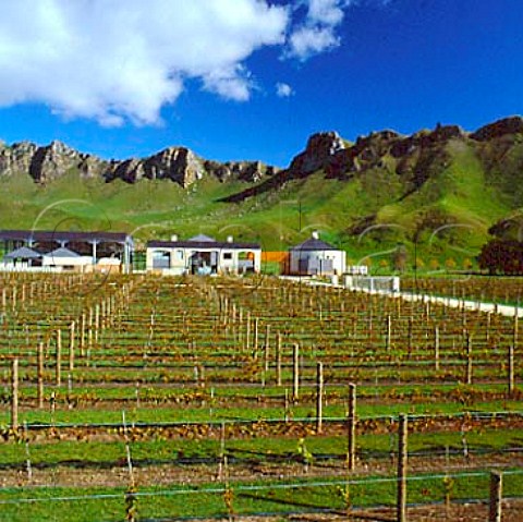 Craggy Range Giants Winery and Terrir Restaurant   below Te Mata Peak Havelock North New Zealand   Hawkes Bay