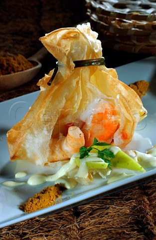Curried shrimp and apple in filo pastry parcel