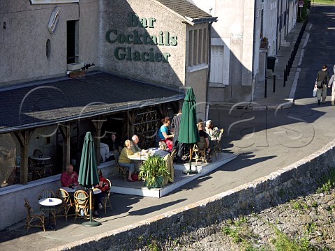 People sitting outside a cafbar overlooking the   Loire river at Amboise   IndreetLoire France  Touraine