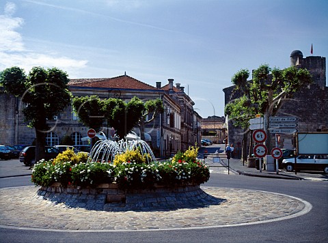Fountain at the edge of Stmilion  Gironde France  StEmilion  Bordeaux