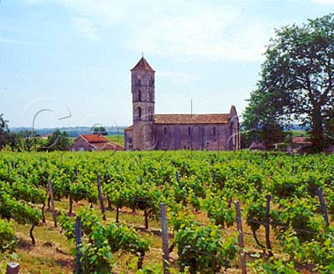 The church in StGeorges village  Gironde France   StGeorgesStmilion  Bordeaux