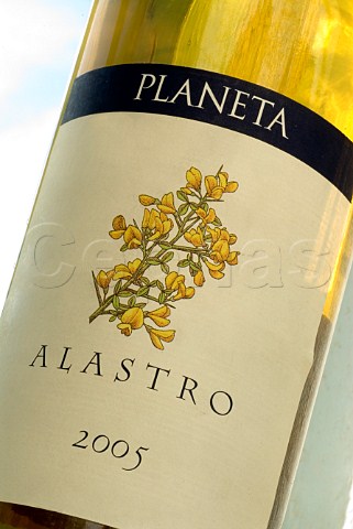 Label on bottle of 2005 Planeta Alastro Sicilian white wine
