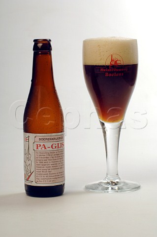 Bottle and Glass of PaGijs Boerenkrijgbier beer Boelens Belgium
