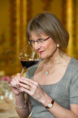 Jancis Robinson expert in wine and Master of Wine