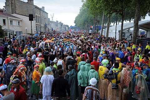 Runners at the start of the Marathon du Mdoc Pauillac  Gironde Aquitaine France