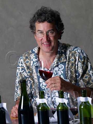 Ed Flaherty winemaker of Via Tarapaca Santiago Chile  Maipo Valley