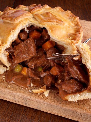 Beef and Guinness pie open