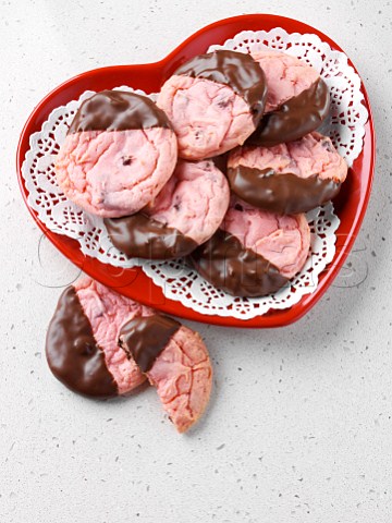 American strawberry cookies for Valantines Day in a heart shaped dish