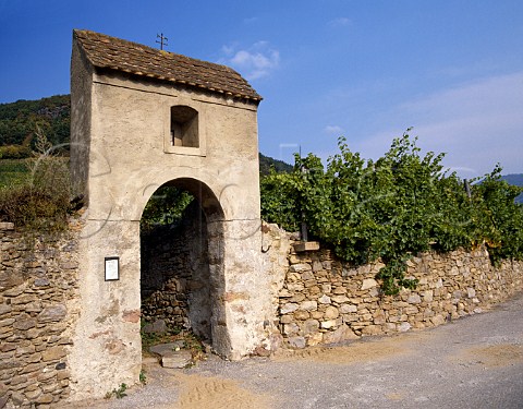 Entrance to Ried Achleiten near the village of   Weissenkirchen in the Wachau Austria   ried    vineyard This vineyard is planted with Riesling and   Gruner Veltliner vines