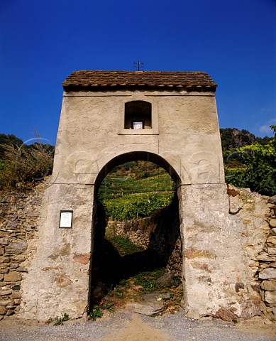 Entrance to Ried Achleiten near the village of   Weissenkirchen in the Wachau Austria     ried  vineyard This vineyard is planted with   Riesling and Gruner Veltliner vines