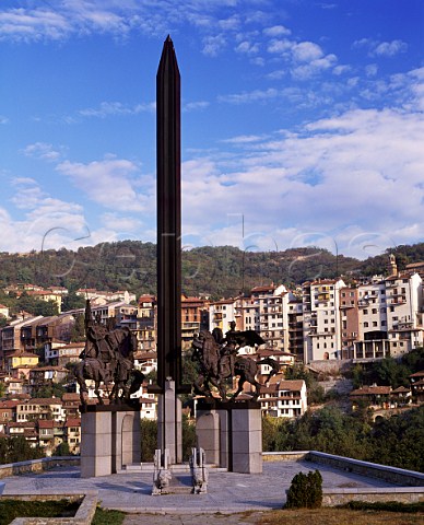 Assen memorial in Veliko Turnovo the capital of Bulgaria from 1187 2 years after the uprising against Byzantine rule proclaimed by brothers Assen and Peter until the Ottoman invasion in 1396 Memorial depicts the brothers Assen Peter and Kaloyan and their heir IvanAssen II 