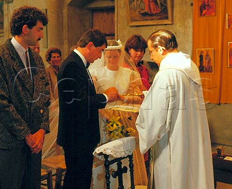 Exchanging of rings at Catholic wedding France