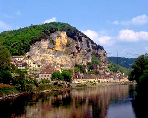 Village of La RoqueGageac on the Dordogne River   Dordogne France