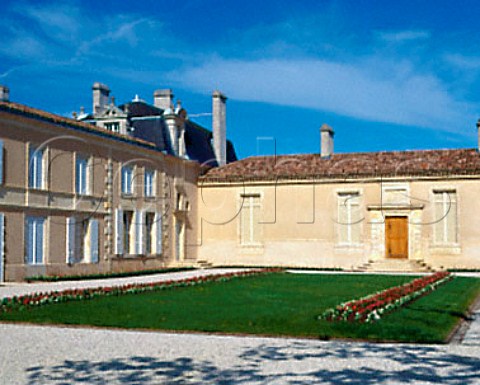 The courtyard between Chteau LovilleLasCases   left and Chteau LovillePoyferr right   StJulien Gironde France  Mdoc  Bordeaux