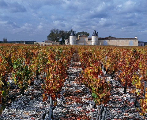 Chteau Lilian Ladouys and the gravel soil of its vineyard StEstphe Gironde France   Mdoc Cru Bourgeois  Bordeaux