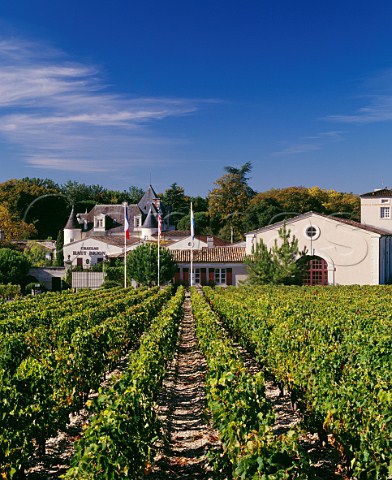 Chteau HautBrion viewed from its vineyard Pessac Gironde France PessacLognan  Bordeaux