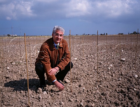 Mark MiceliFarrugia of Meridiana Wines in the vineyard planted in partnership with Piero Antinori TaQali Malta 