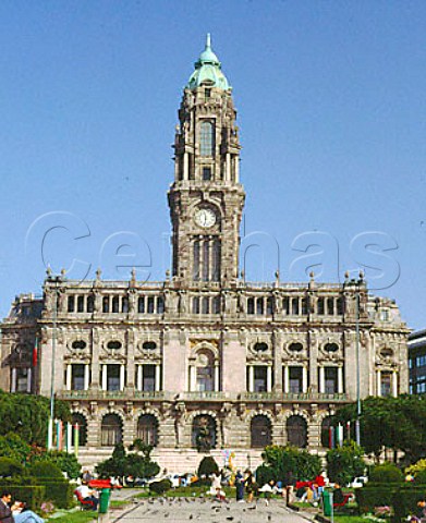 The Town Hall at the top of Avenida dos Aliados   Porto Portugal