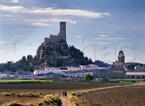 15thcentury hilltop castle above town of Almansa Albacete province CastillaLa Mancha Spain DO Almansa