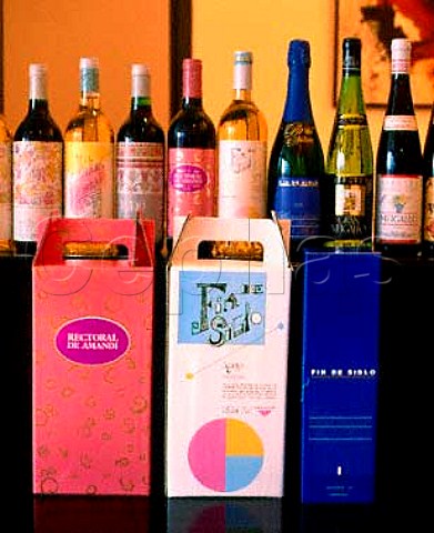 Stylish packaging and labelling of wines from the bodega of Lapatena Santa Cruz de Arrobaldo   Galicia   DO Ribeiro