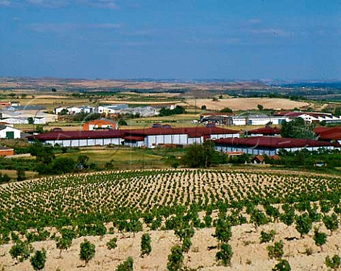 Bodegas Martinez Bujanda Oyon Alava Spain    Rioja
