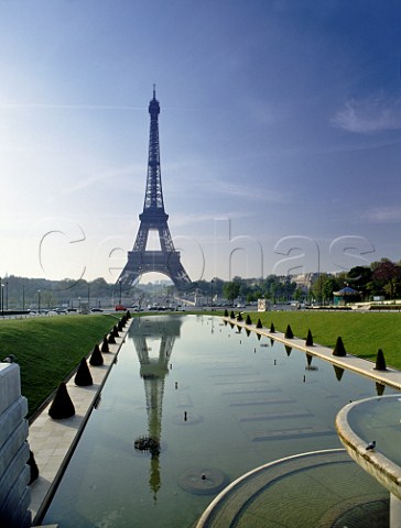 Eiffel Tower from the Chaillot Palace Gardens   Paris  France