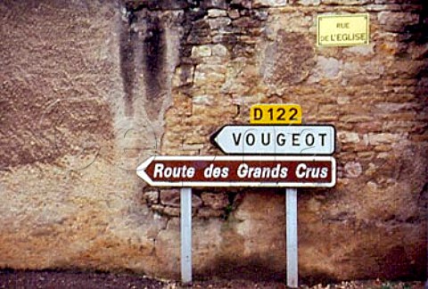 Road signs marking the vineyard trail   and Vougeot village in ChambolleMusigny   Cote du Nuits