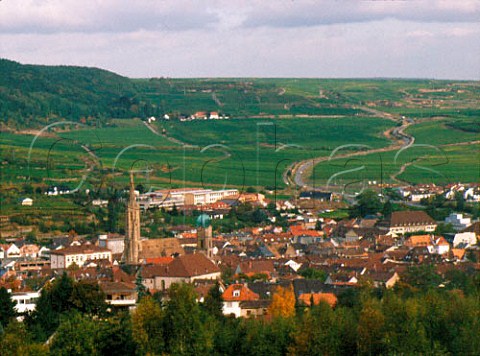 Bad Drkheim with the Deutscher Weinstrasse and   Feuerberg Grosslage beyond  Germany  Pfalz