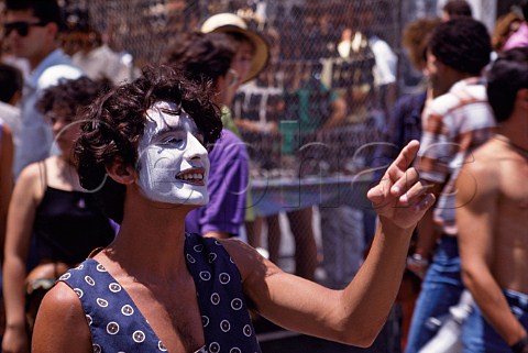 Mime artist in the Rastro street market just south of Plaza Mayor  Madrid Spain