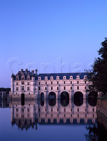 Chenonceau Chteau on the river Cher at dusk   Chenonceaux LoireetCher France