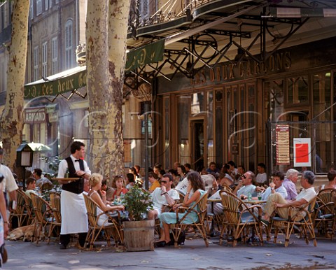 The terrace of Les Deux Garons most famous of the cafs on the Cours Mirabeau in AixenProvence  BouchesduRhne France  Provence