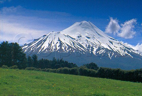 Mount Taranaki viewed from southeast   New Zealand North Island