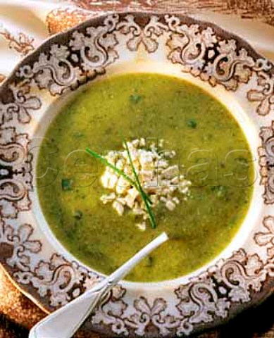 Broccoli soup with Feta cheese