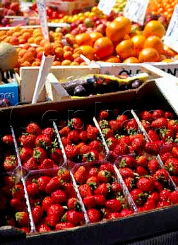Strawberries for sale   KingstonuponThames market