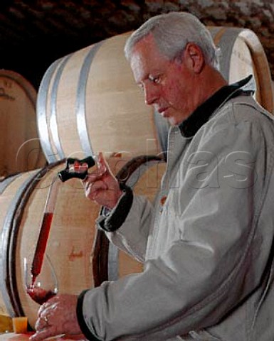 Jacques Seysses checking on the progress of his   wines in barrel in the cellars of Domaine Dujac   MoreyStDenis Cte dOr France    Cte de Nuits