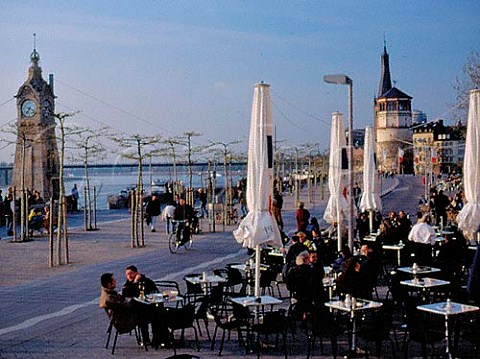 Clock tower and castle tower in Burgplatz market   square with River Rhine Dusseldorf   NordrheinWestfalen Germany