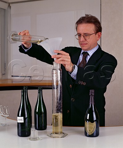 Richard Geoffroy blending wines for Dom Prignon the prestige cuve of Mot et Chandon pernay Marne France