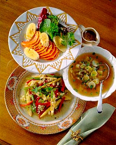 Vegetarian Papaya and banana salad tarragon leek  and potato soup baby sweetcorn with green and red  pepper tossed in an onion and garlic dressing