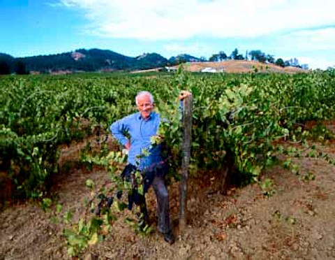 Philippe Girardet in his vineyard planted on a shale   hillside  Girardet Wine Cellars Roseburg   Oregon USA   Umpqua Valley AVA