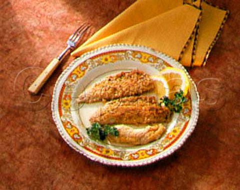 Fish in cracked wheat crumb with roe
