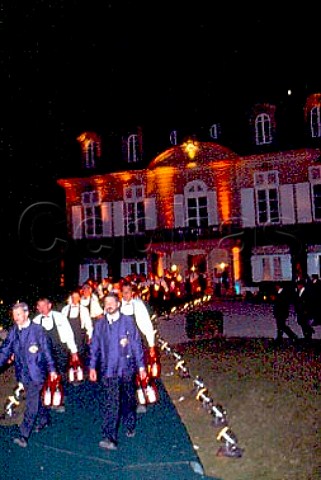 Sortie des Sommeliers at the   Fte de la Fleur 1999   Chteau PontetCanet  Pauillac Gironde France