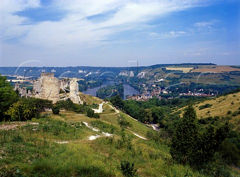 Chteau Gaillard built by Richard the Lionheart   overlooking Les Andelys and the River Seine     Eure France  Haute Normandie