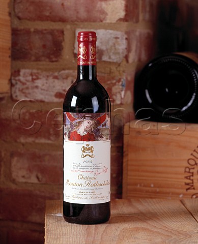 Bottle of Chteau MoutonRothschild 1985  Pauillac  Bordeaux