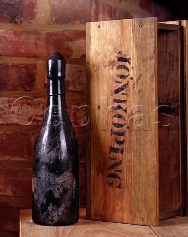 Bottle of 1907 Heidsieck Monopole Champagne which was retrieved from the wreck of Swedish schooner Jnkping sunk in the Baltic on 3 November 1916 by German submarine U22